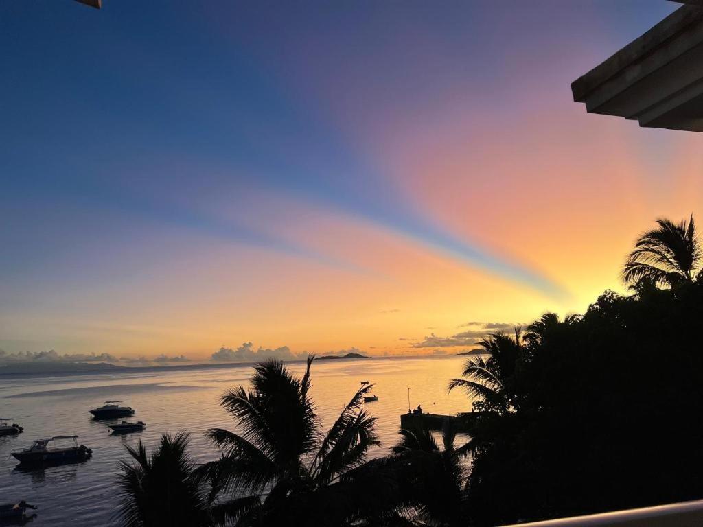 Diamond Plaza Hotel Grand Anse  Eksteriør billede